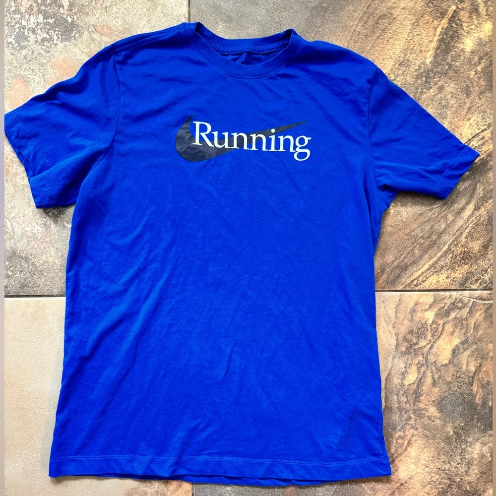 Nike Blue Running T-Shirt for Men. Size M.